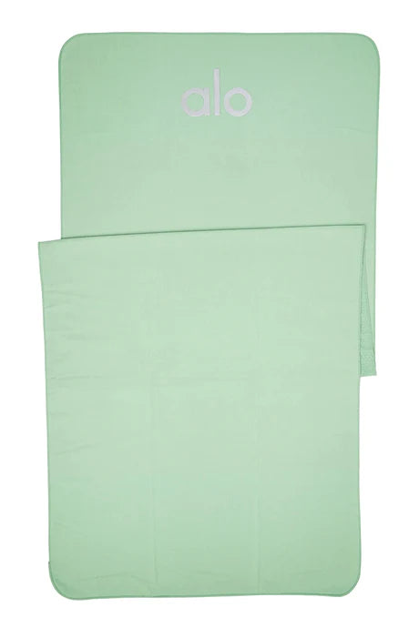 ALO GROUNDED NO-SLIP MAT TOWEL
