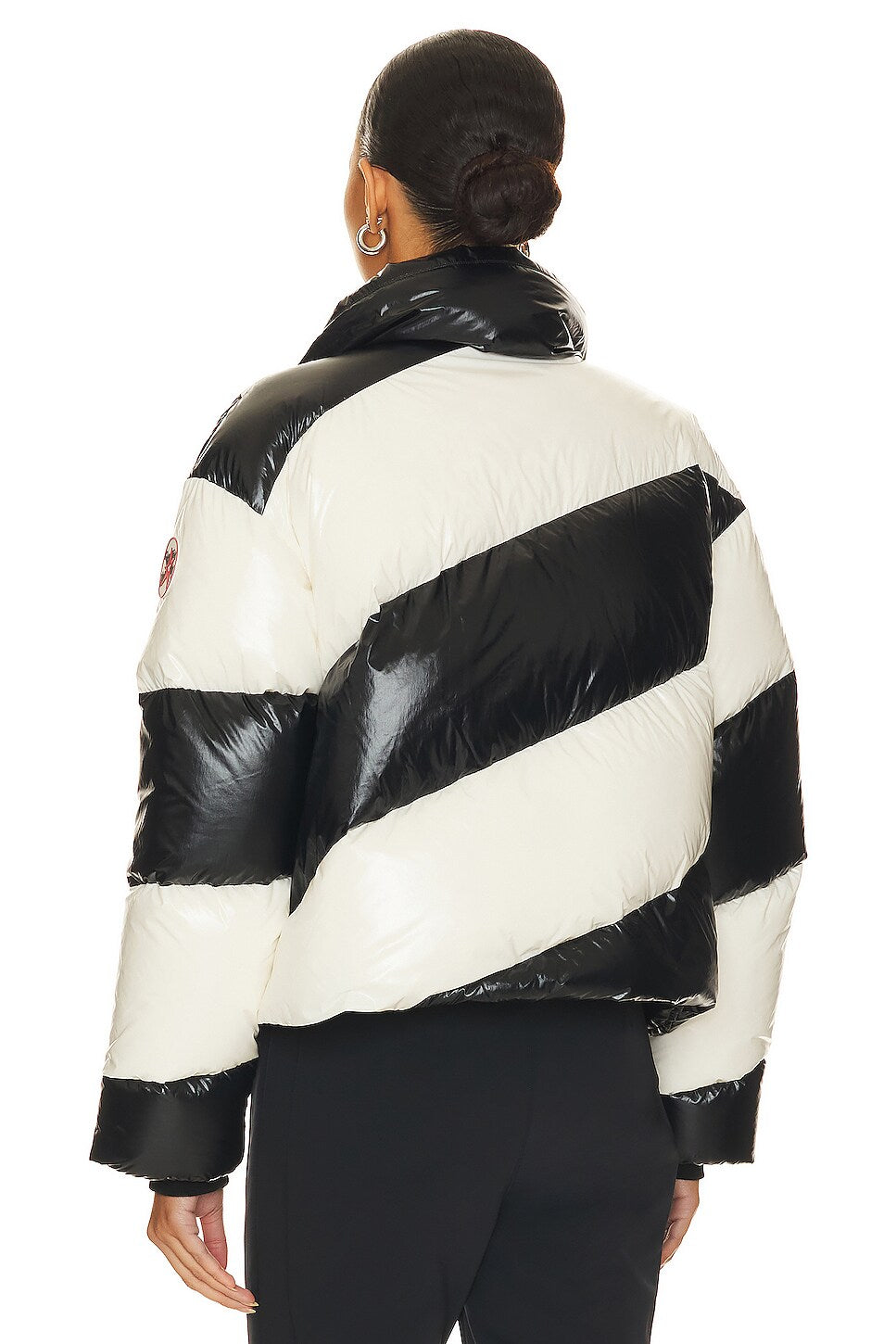 PERFECT MOMENT WOMEN'S SUPER MOJO III JACKET (BLACK/SNOW WHITE CIRE, S)