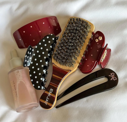 EMI JAY BIG EFFING CLIP IN NOIR POLKA DOT